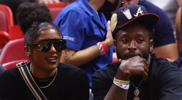 Alvin Kamara Wiki 2023 - Girlfriend, Salary, Tattoo, Cars & Houses and Net Worth