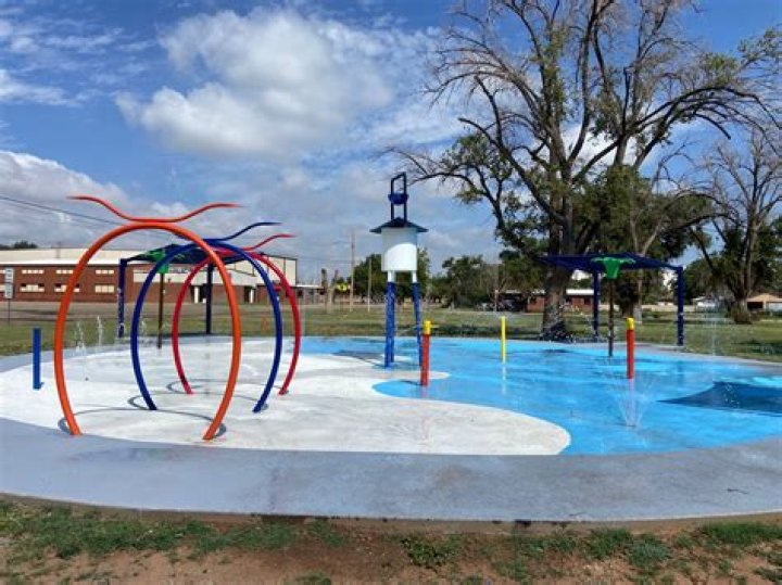 Field Trip Fridays: Platte River-Waterfall & Splashpad