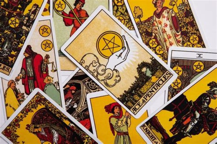 The Meaning of Pentacles in Tarot: An Easy Guide