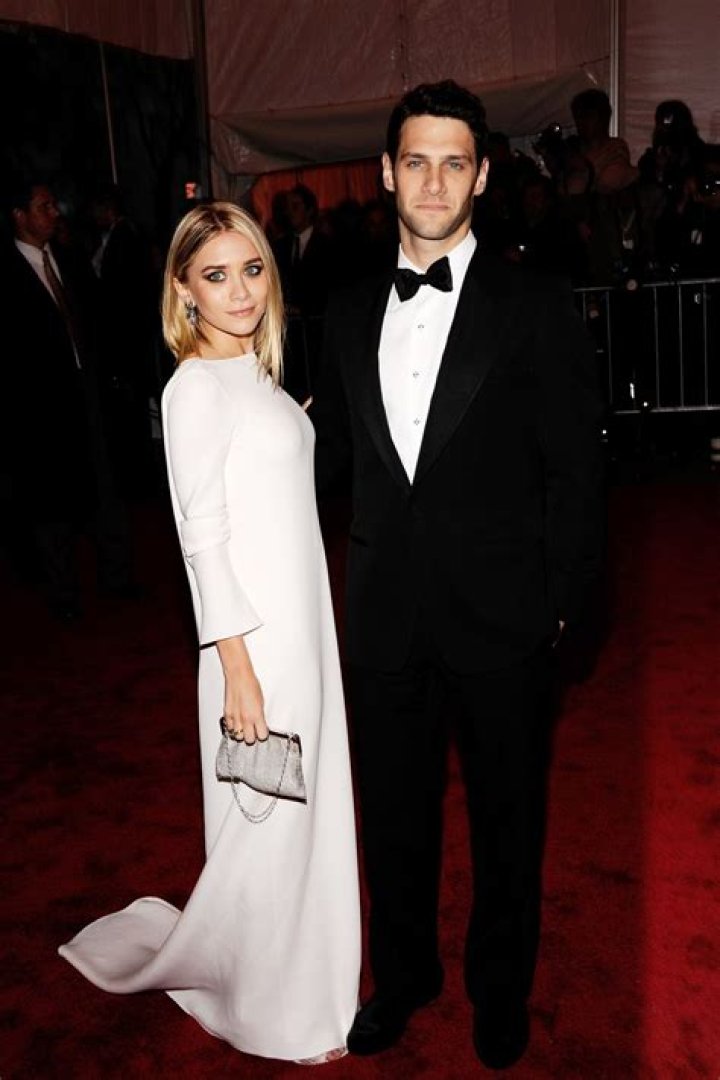 Who Has Dax Shepard Dated?